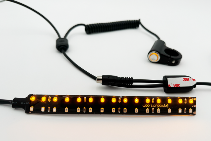 LJE TRAIL COUTESY LIGHT