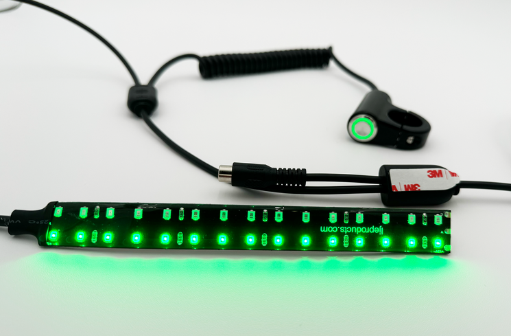 LJE TRAIL COUTESY LIGHT